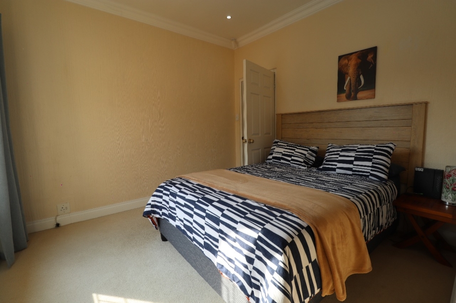 4 Bedroom Property for Sale in Summerstrand Eastern Cape